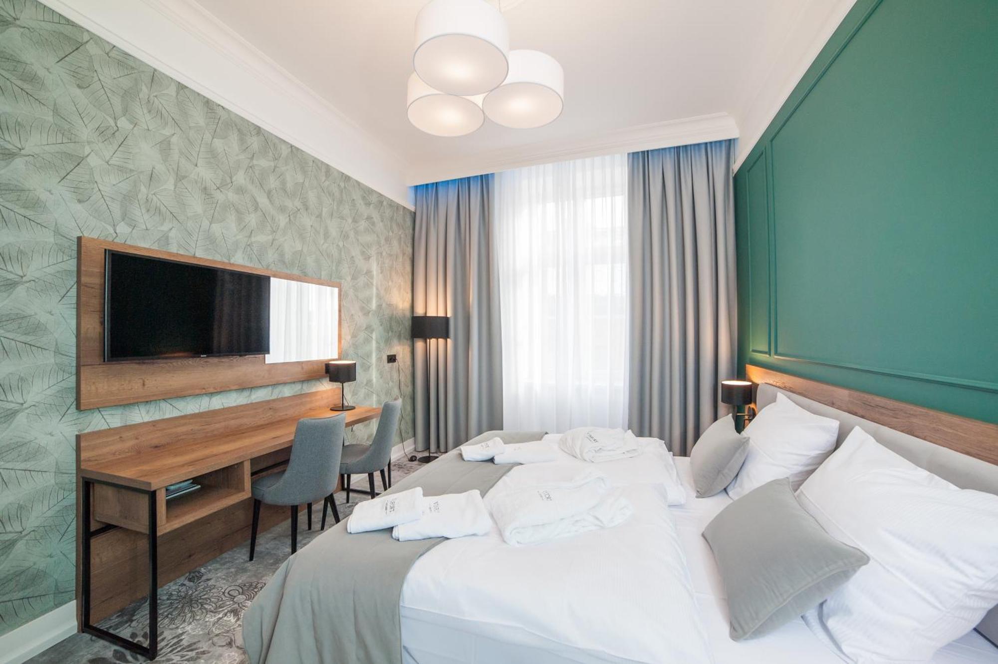 Vinfort Aparthotel Krakow Ngoại thất bức ảnh