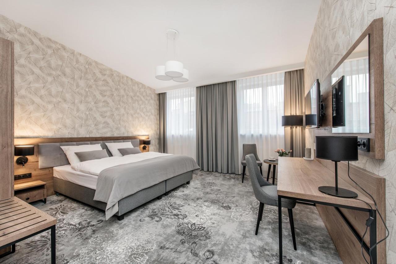 Vinfort Aparthotel Krakow Ngoại thất bức ảnh